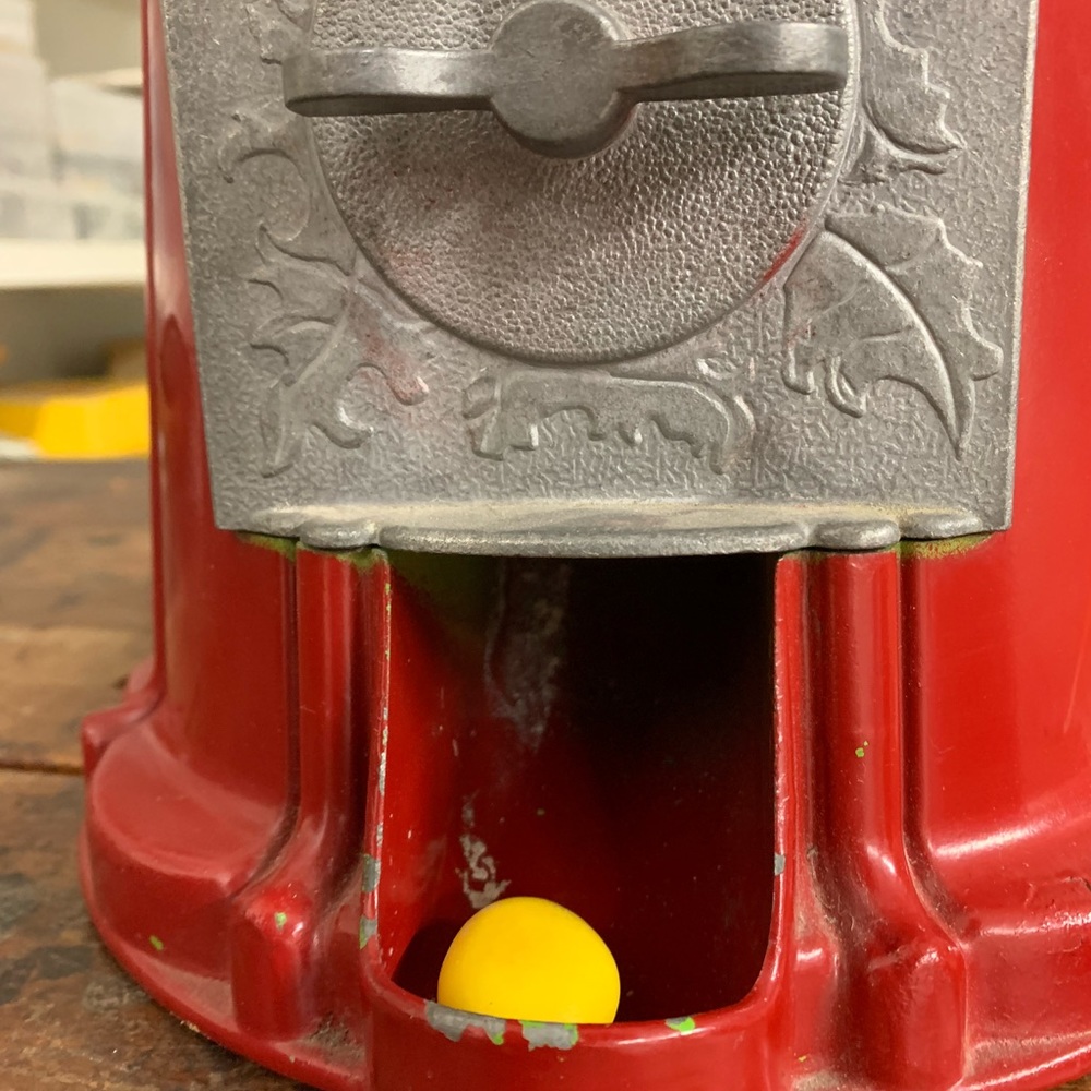 Vintage Carousel Bubble Gum Machine Cast Metal Globe red 15” EUC